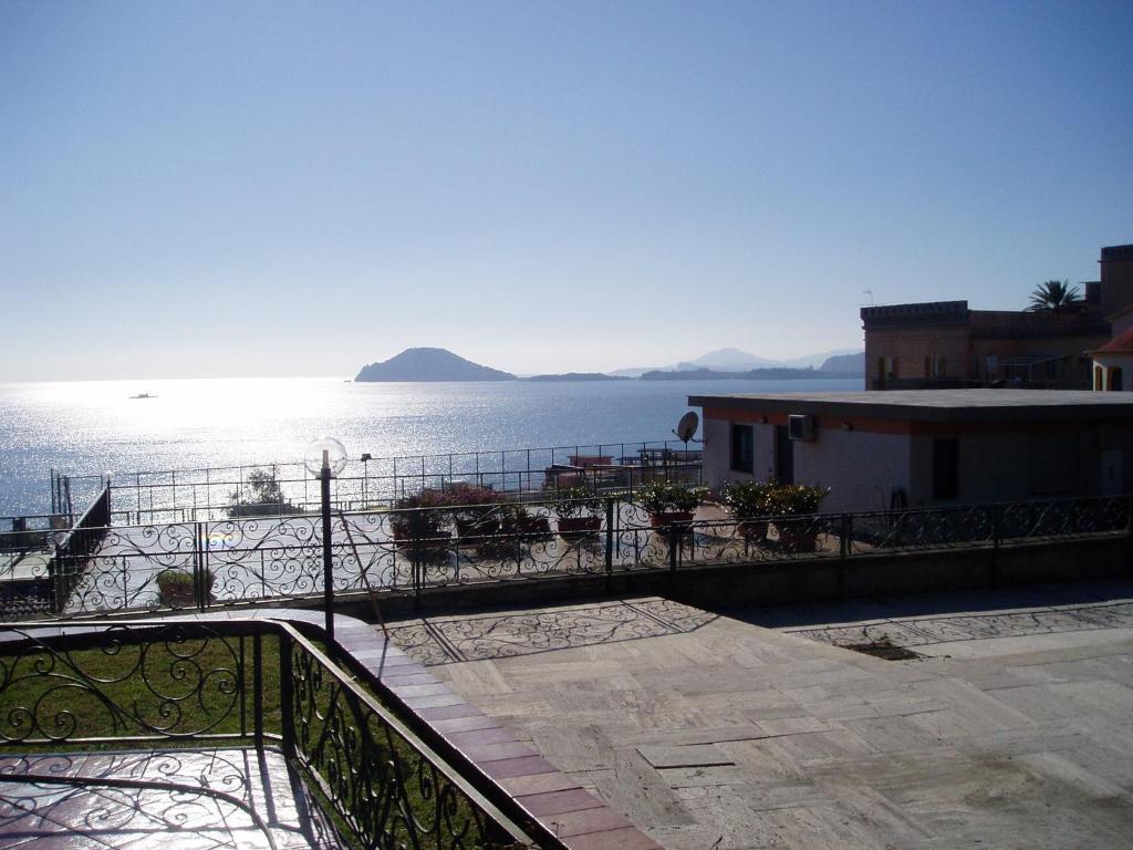 Miramare Residence Pozzuoli Exterior foto