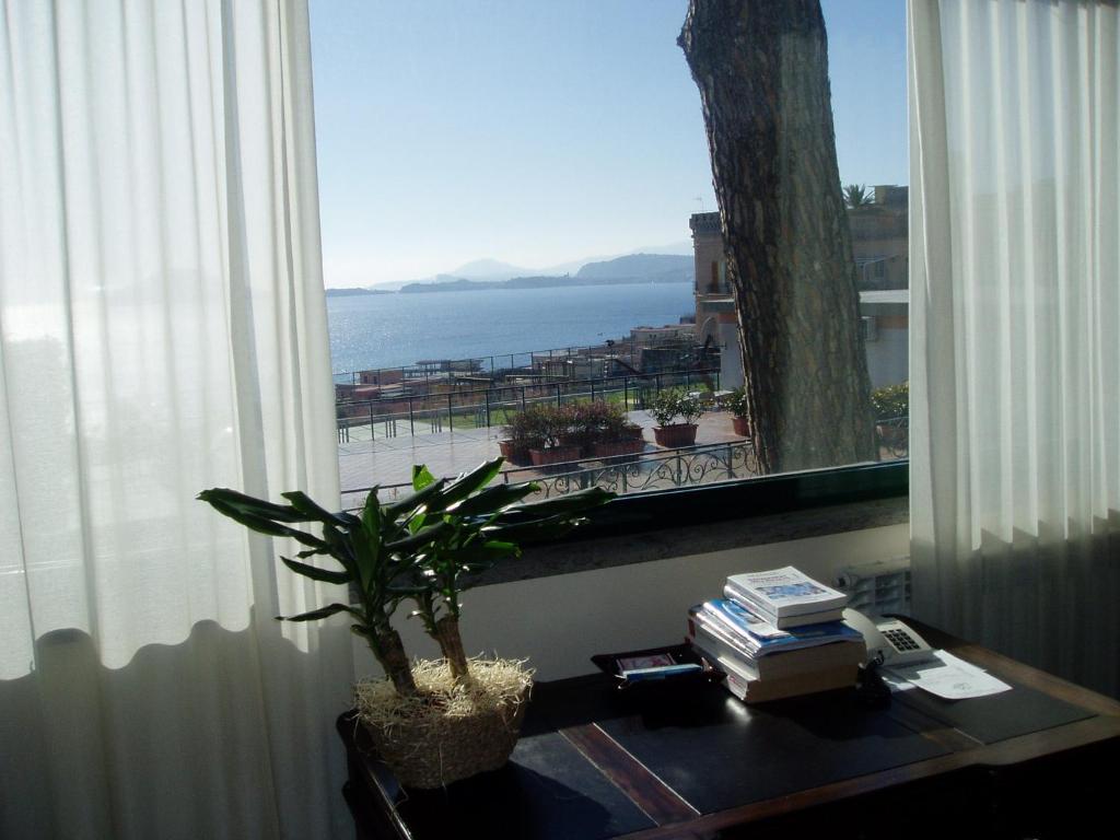 Miramare Residence Pozzuoli Zimmer foto