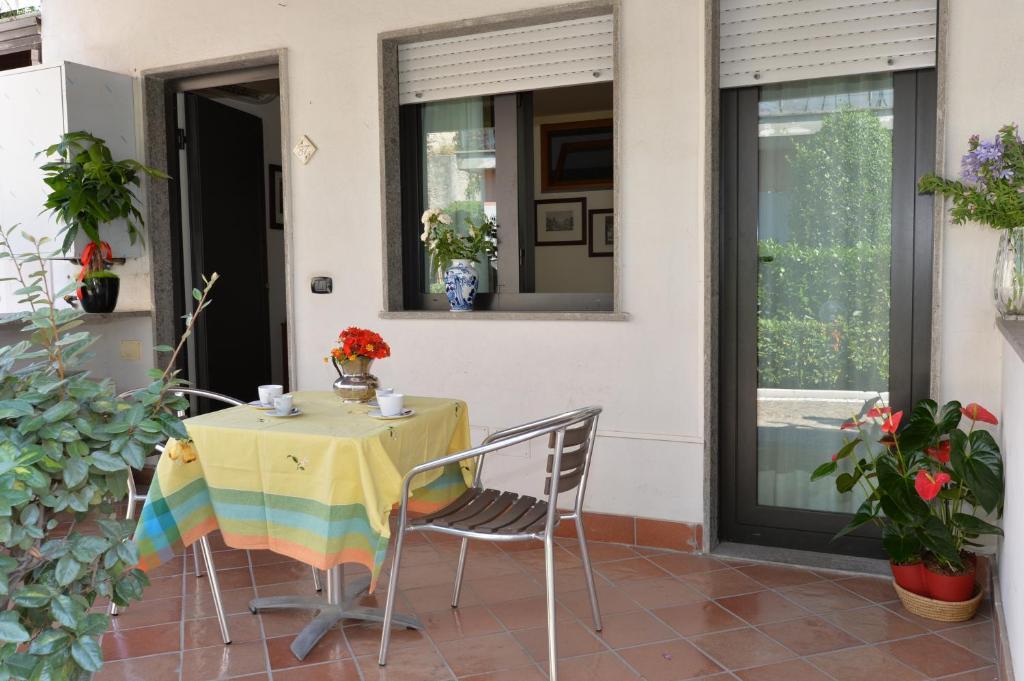Miramare Residence Pozzuoli Zimmer foto