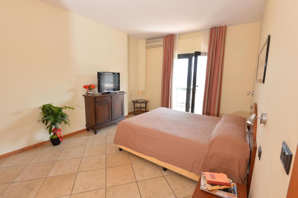 Miramare Residence Pozzuoli Zimmer foto
