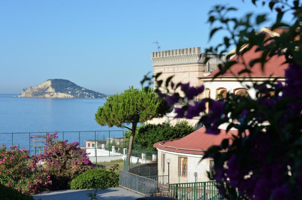 Miramare Residence Pozzuoli Zimmer foto